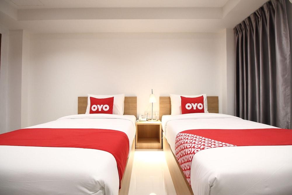 Super Oyo 484 Pannee Residence Khaosan Sha Plus Бангкок Екстер'єр фото
