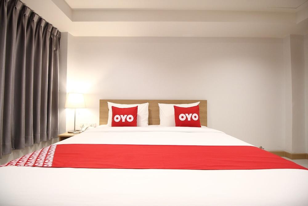 Super Oyo 484 Pannee Residence Khaosan Sha Plus Бангкок Екстер'єр фото