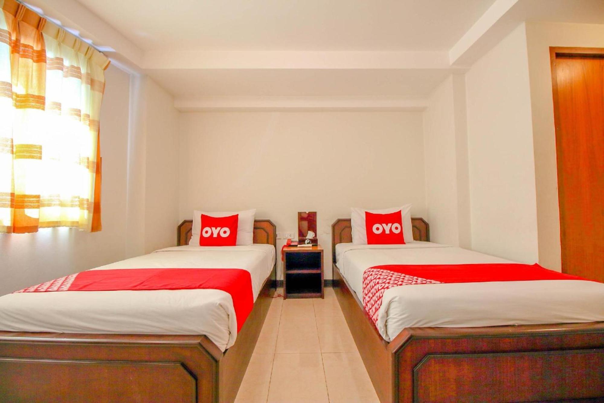 Super Oyo 484 Pannee Residence Khaosan Sha Plus Бангкок Екстер'єр фото