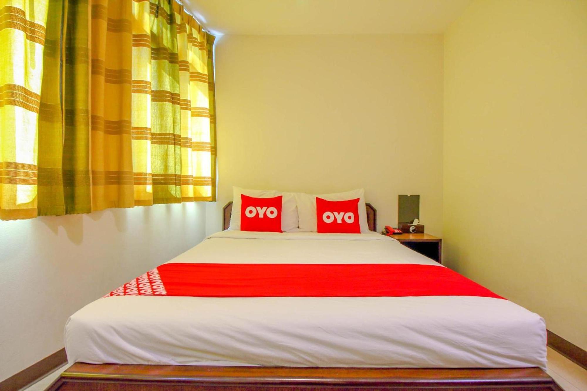 Super Oyo 484 Pannee Residence Khaosan Sha Plus Бангкок Екстер'єр фото